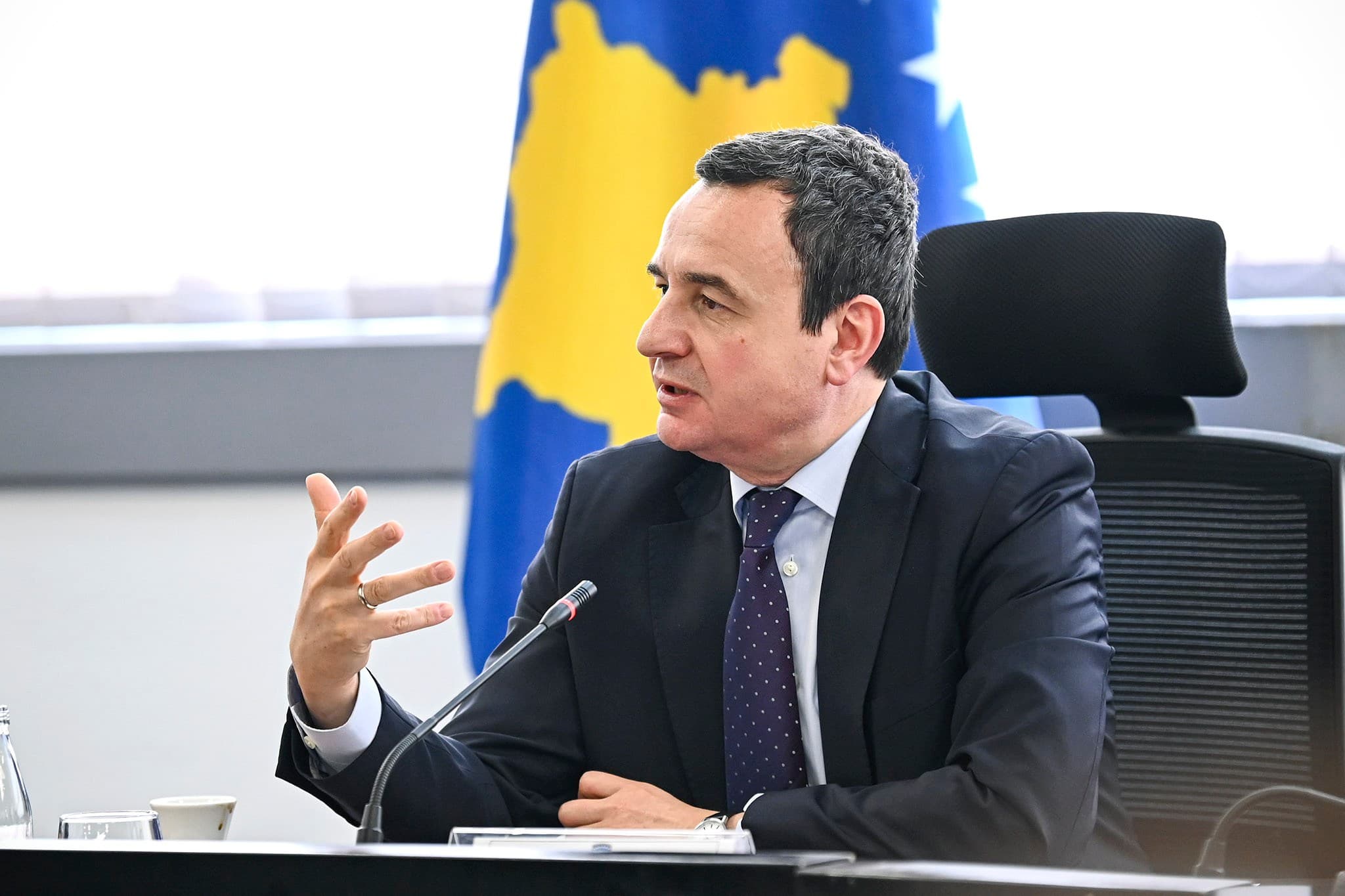 Kurti për NZZ: Askush në rajon s’ka as vullnet e as kapacitet për t’u përfshirë në dhunë ndërshtetërore