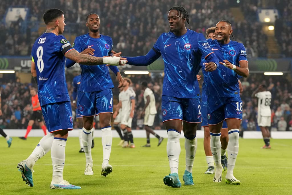 Refuzoi 2 skuadra angleze, Chelsea synon ta “përzë” jashtë Anglisë