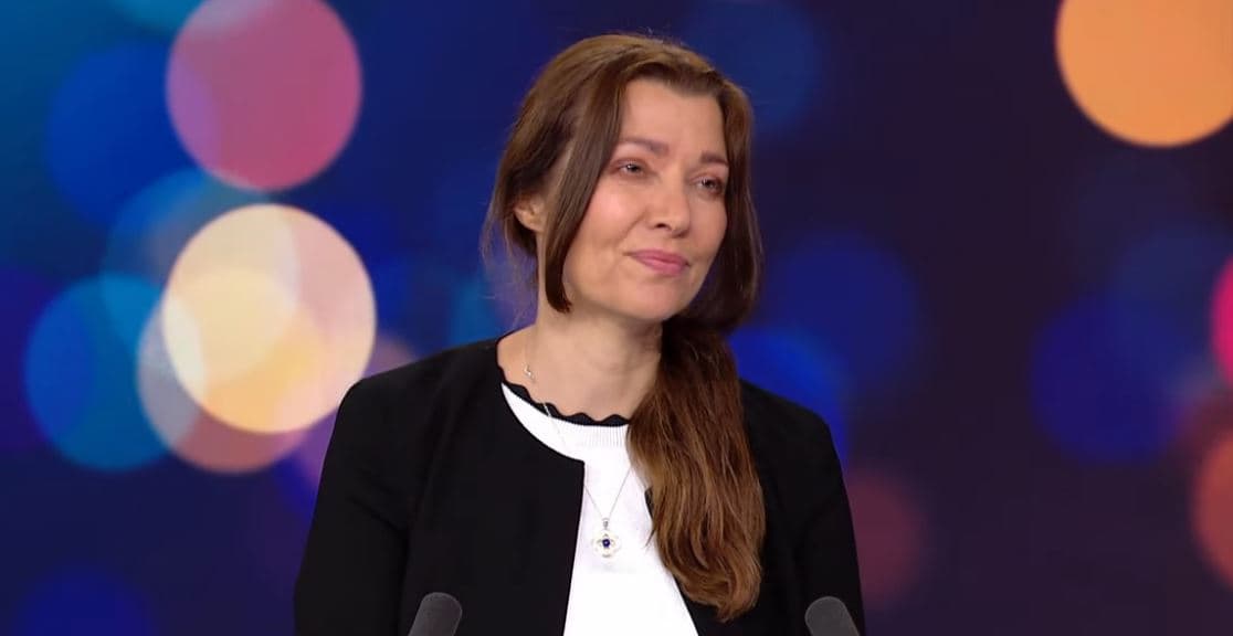 Elif Shafak për romanin e saj të fundit: Trillimi, urë në një botë të përçarë
