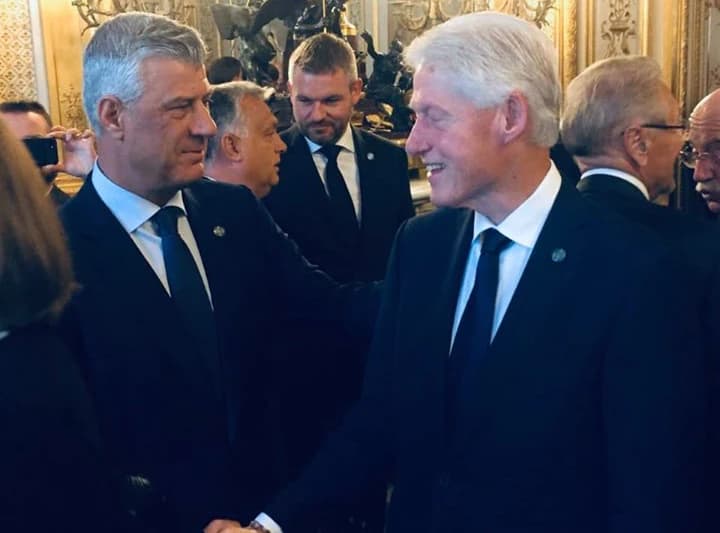 “Clinton e adhuronte udhëheqjen e Thaçit”, Rubin: Presidenti e përgëzoi sepse Hashimi e mbajti fjalën