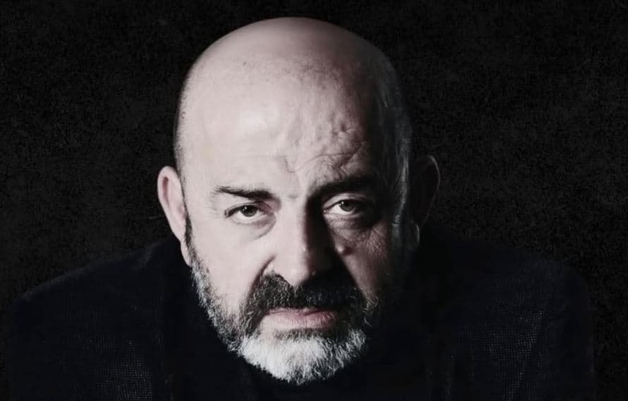 Ikona e filmit Enver Petrovci, varroset nesër në Prishtinë