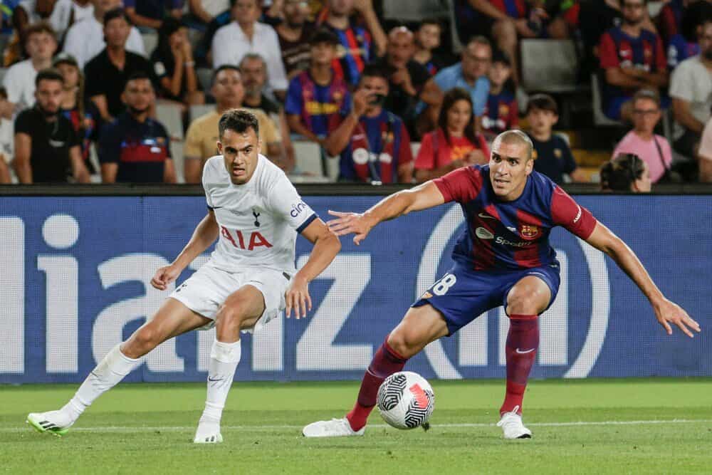 U largua nga Barcelona, akoma nuk ka gjetur skuadër