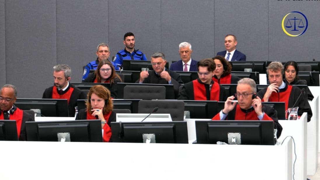 Dëshmia e James Rubin – trupi gjykues shkon në pauzë
