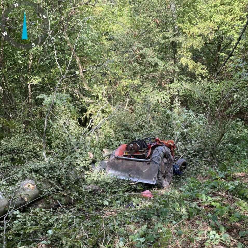 Tragjike: Humb jetën një 16-vjeçar në Leposaviq, u rrokullis me traktor