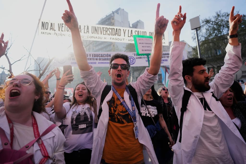 Protesta masive në Buenos Aires kundër masave shtrënguese të Presidentit