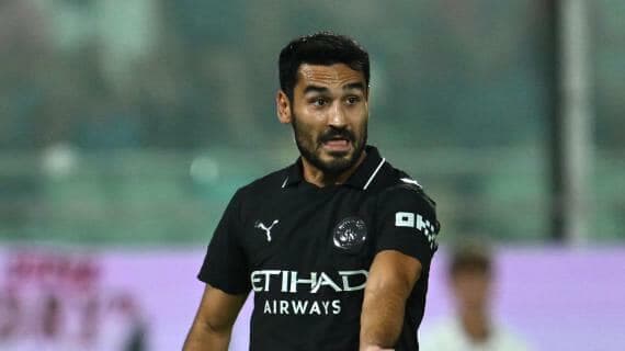 Zyrtare: Gundogan në ora 16:00 mbërrin në Stamboll