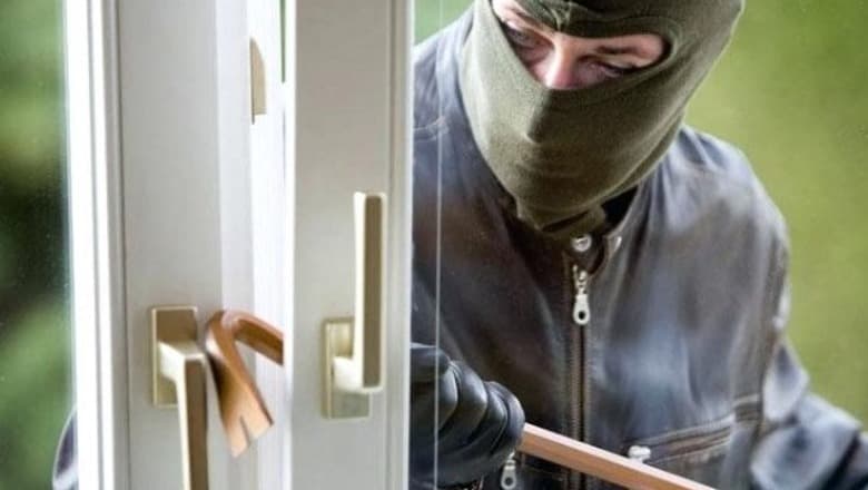 Ndalohet “hajni” që vodhi 1 milion euro ari në Prishtinë, i sekuestrohet arma dhe një diamant