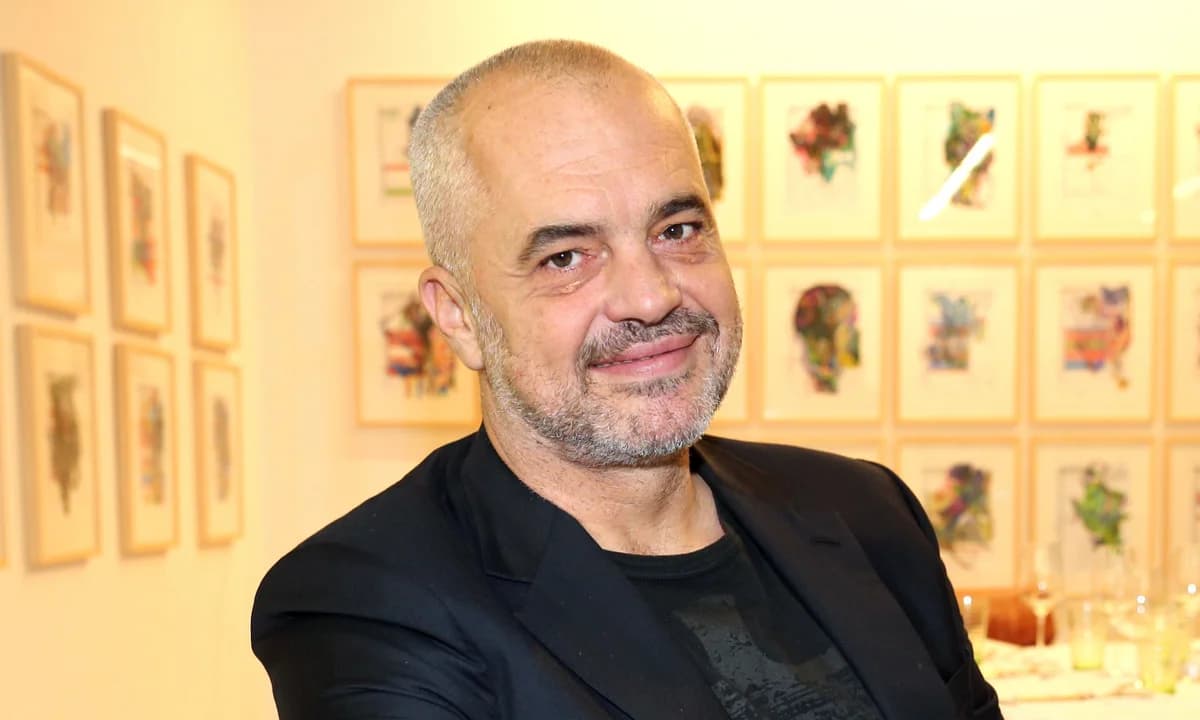 Rama thërret gratë të kryejnë ekzaminimin falas për kancerin e gjirit
