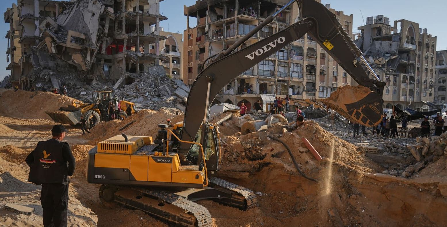 Izraeli lejon ekipet e Kryqit të Kuq dhe Egjiptit të hyjnë në Gaza, zgjerohen kërkimet për trupat e pengjeve
