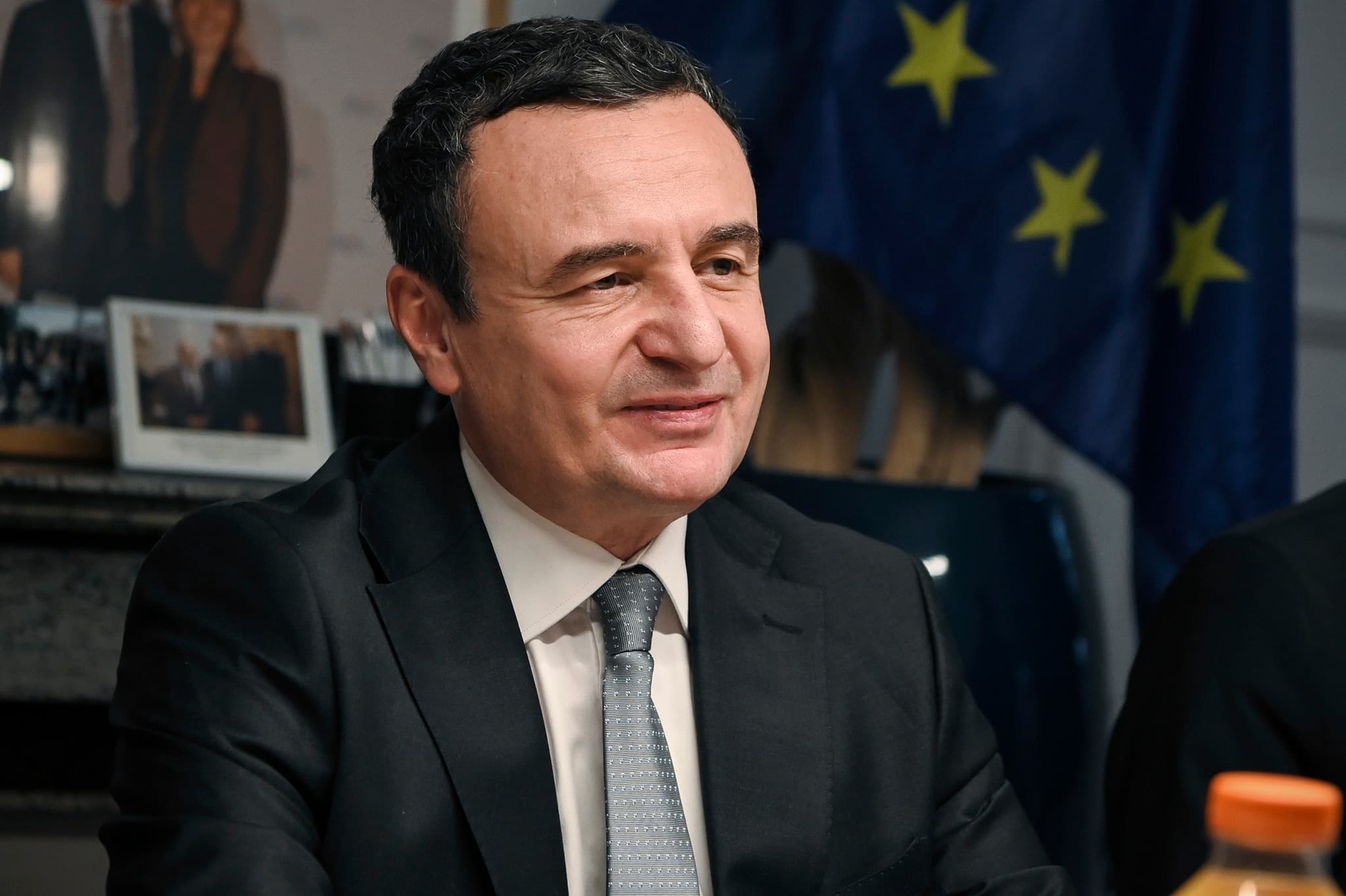 Kurti uron qytetarët për Vitin e Ri 2026-të (VIDEO)