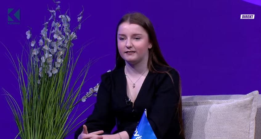 E reja nga Deçani që pasion ka shkrimin, boton dy libra me poezi (VIDEO)