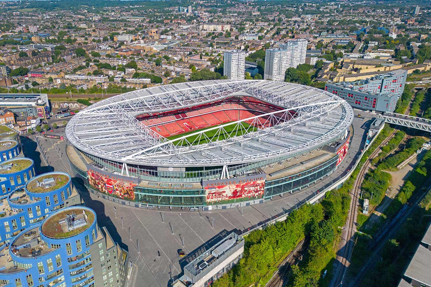 Arsenali synon zgjerimin e kapacitetit të Emirates