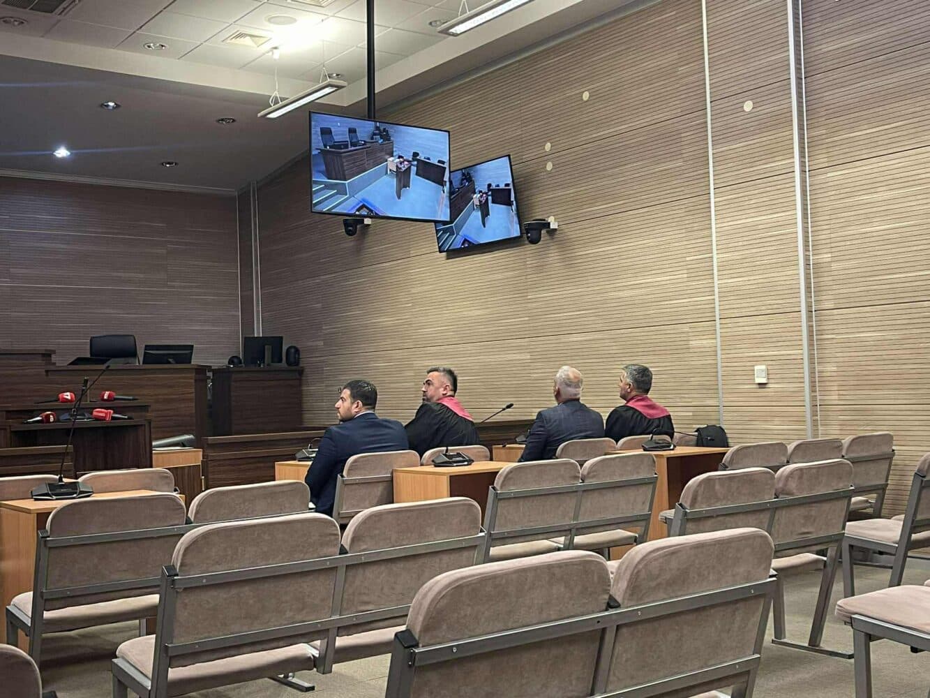 Akuzat për korrupsion, Faruk Mujka e Hysen Muzliukaj dalin para gjykatës