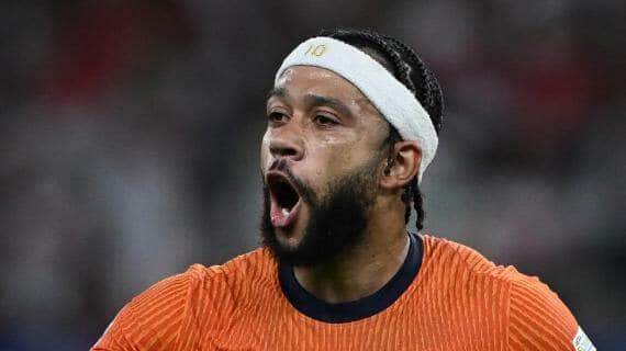 I vidhet pasaporta, Depay mbetet i bllokuar në Brazil
