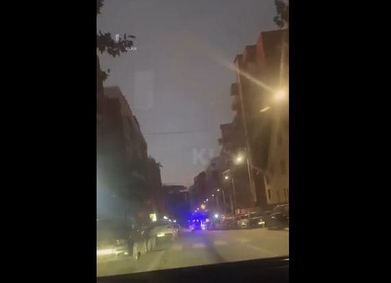 Zjarr në Prishtinë, çka ndodhi te "Muharrem Fejza"? (VIDEO)