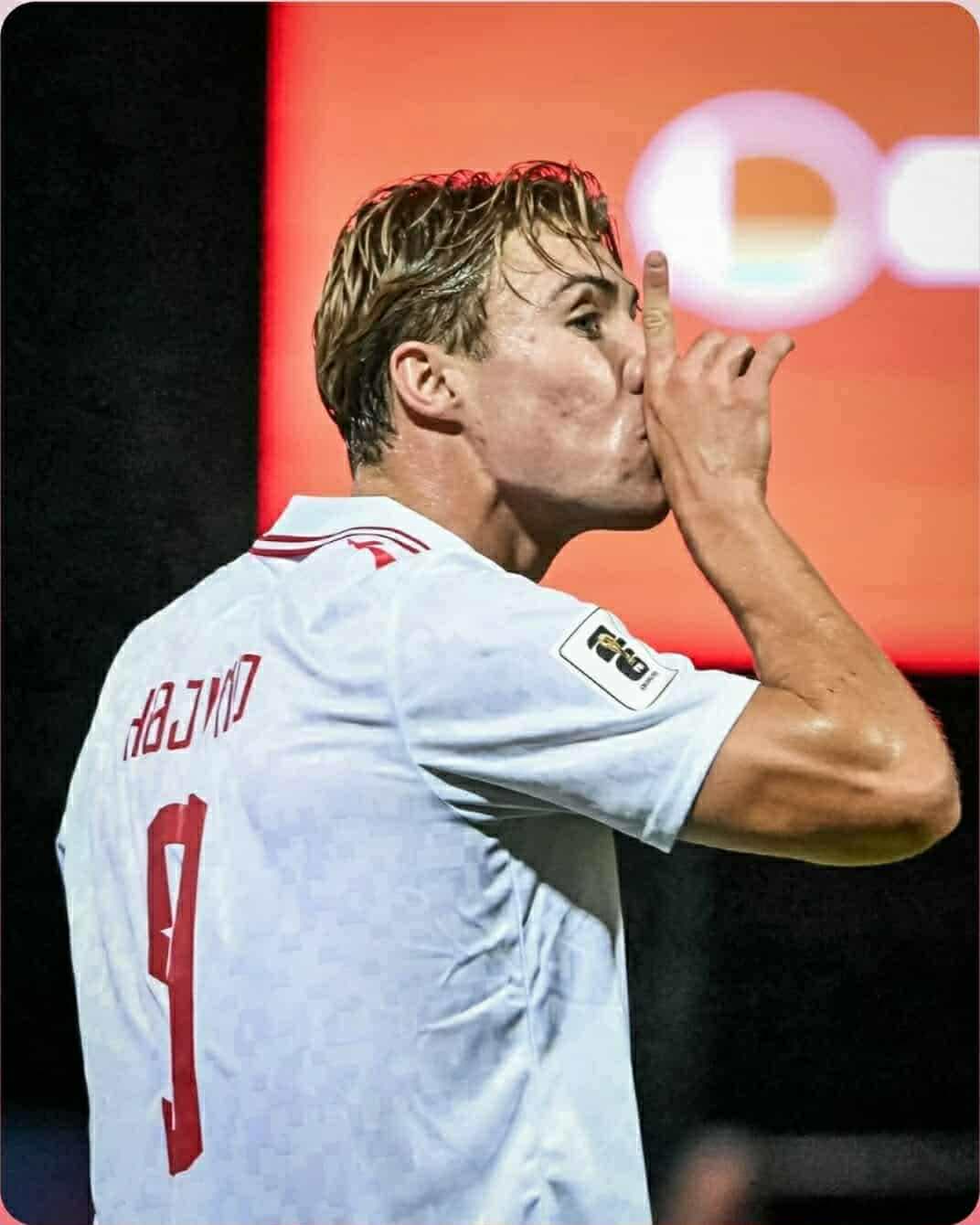 Højlund shpërthen me Danimarkën – dy gola dhe një asistim në fitoren 6-0 ndaj Bjellorusisë