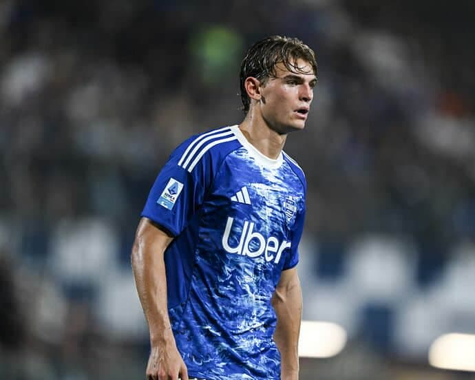 Nico Paz kthehet te Real Madrid, por Como do të fitojë më shumë se sa pritej