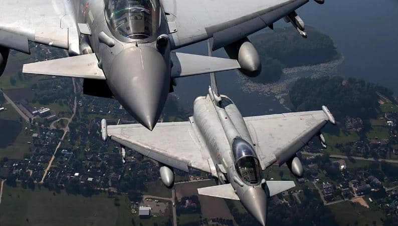 Turqia nënshkruan marrëveshje me Britaninë për blerjen e 20 avionëve luftarakë