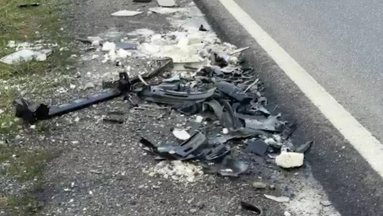 Vdesin dy persona si pasojë e një aksidenti në Shqipëri, njëri prej vozitësve ishte i dehur