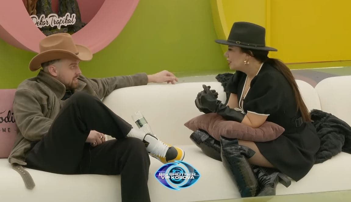 Mes emocionesh, Sasa rrëfen historinë e saj: Vonë e kam takuar motrën nga nëna ime biologjike (VIDEO)