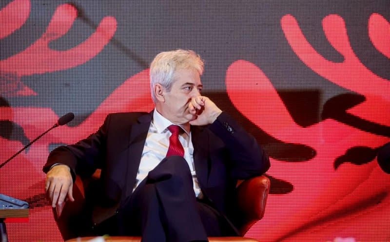 Ahmeti i pikëlluar për vdekjen e Qosjes: Veprimtaria e tij, udhërrëfyes për brezat që vijnë