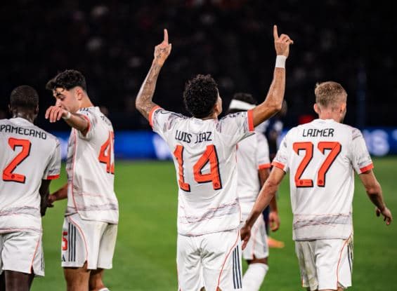 Bayerni mund kampionin midis Parisit