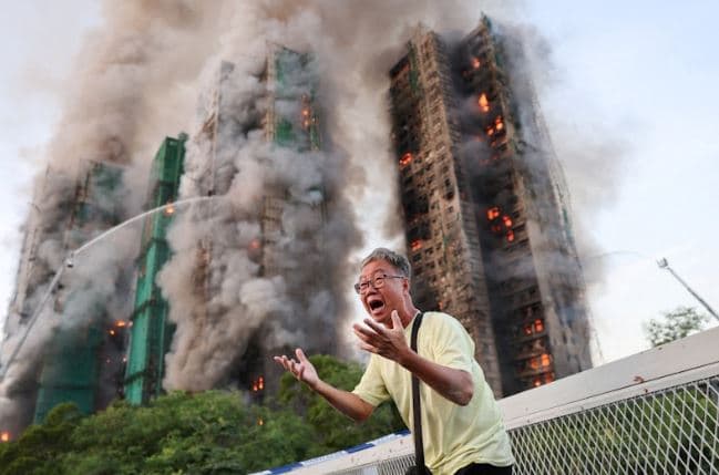 Zjarri në Hong Kong, shkon në 94 numri të vdekurve