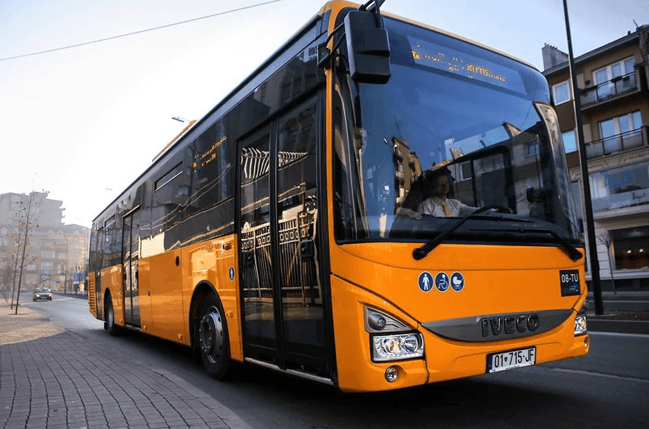 Trafiku Urban: Nga 1 marsi, udhëtimi falas për kategori të caktuara vetëm me Kuletë Digjitale