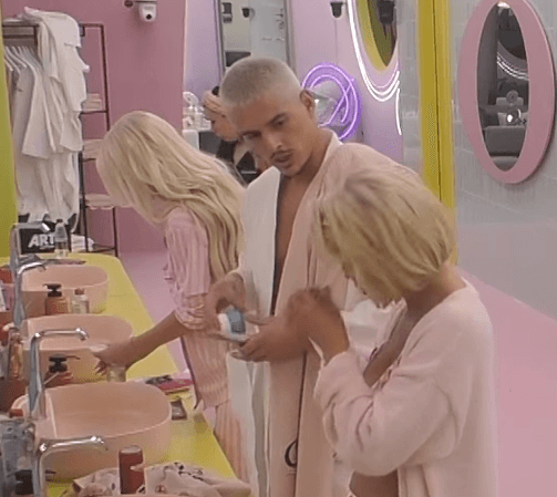“Mos ma ngucni”, Londrimi ia vë syrin Dolces, i jep komplimente (VIDEO)