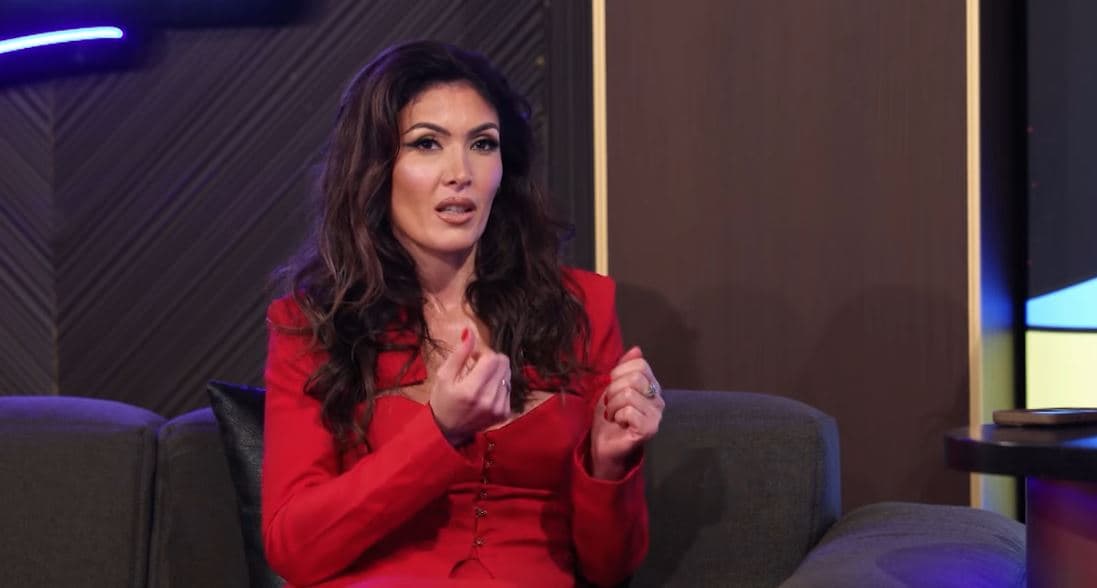 Nora në emisionin e Robertit tregon momentet e vështira në karrierë: Fejesa si 22-vjeçare, martesa…