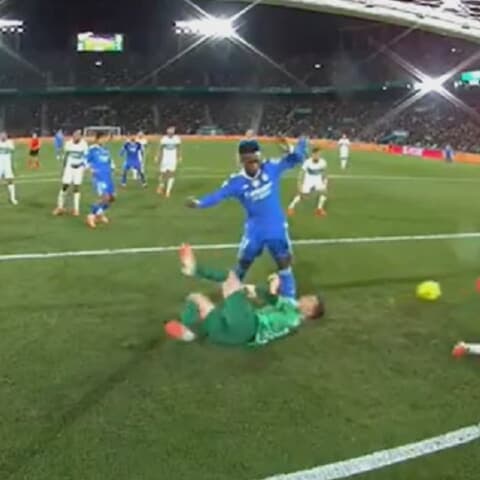 Tifozët e Barcelonës të indinjuar: "Si iu pranua ky gol Realit?"