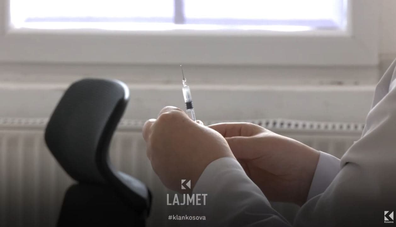 Imunizimi në kryeqytet: Për një muaj u dhanë 8 mijë vaksina kundër gripit (VIDEO)