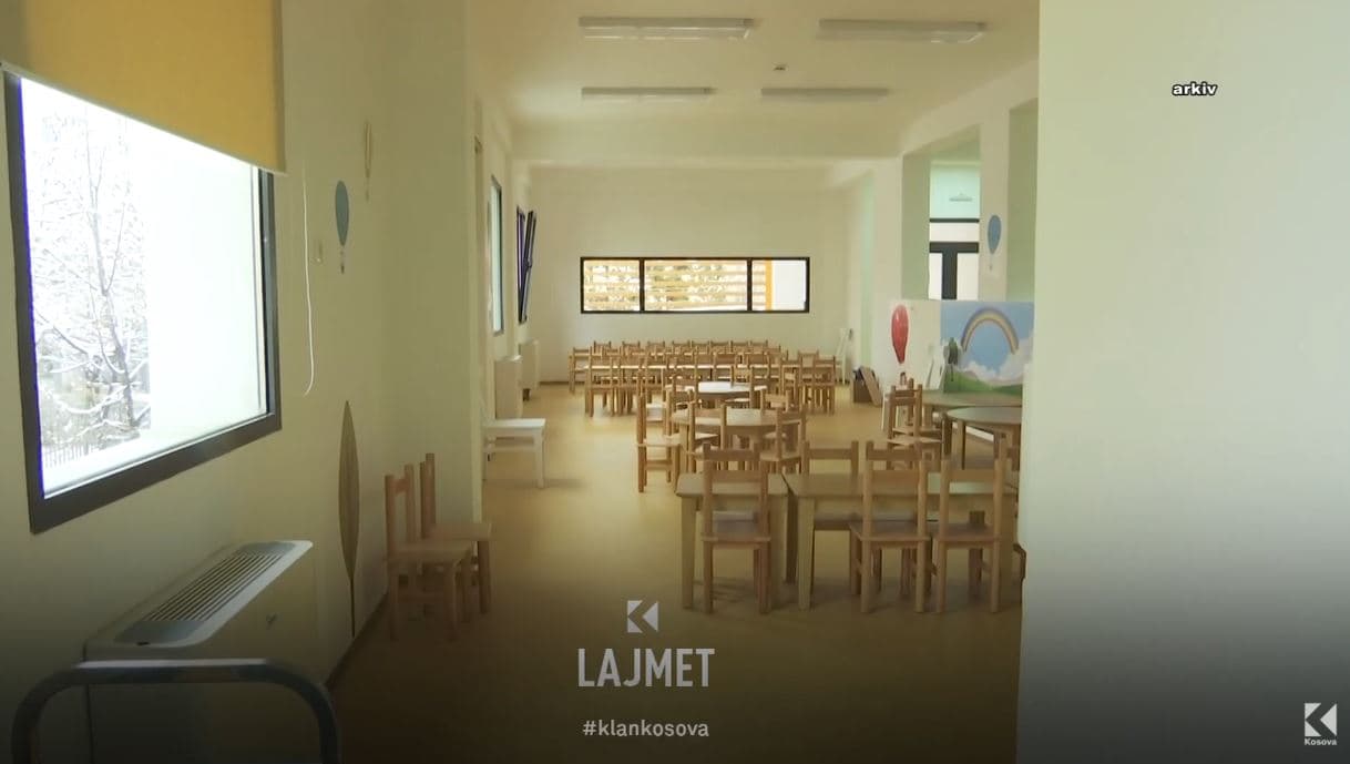 Mungesa e buxhetit: Kurti s’dha para, çerdhe e shkolla mbesin pa rrymë (VIDEO)