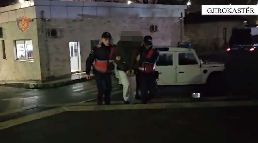 Goditet rrjeti i shpërndarjes së drogës në Gjirokastër, 10 të arrestuar