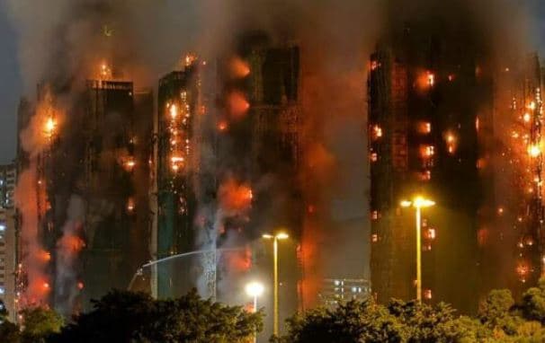 Numri i viktimave nga zjarri në Hong Kong rritet në 146