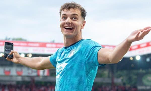 Edhe drejtori i Bayernit flet për Fisnik Asllanin, "Lojtar i mirë, shënon shumë gola"