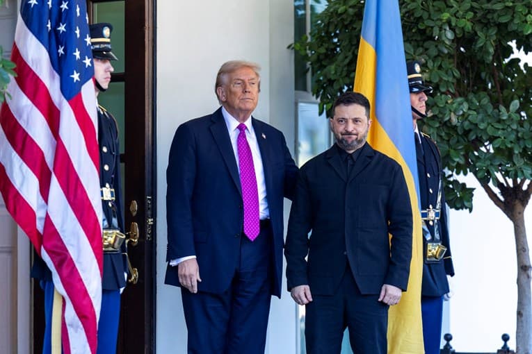 Shtyhet takimi Trump-Zelensky