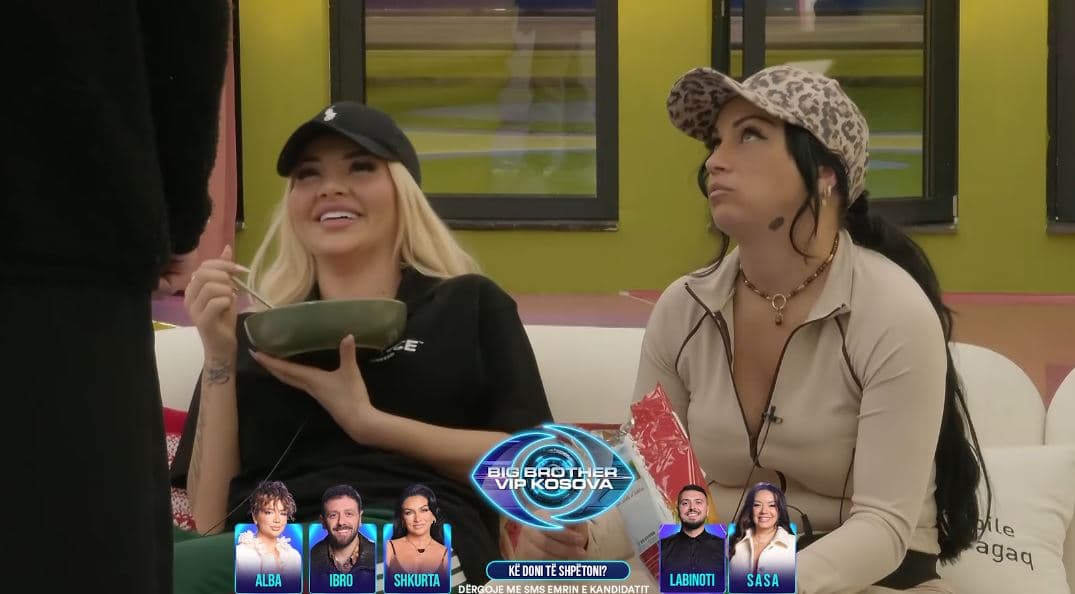 Benita flet për dhëmbët e saj prej diamanti (VIDEO)