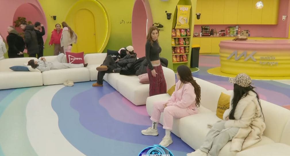 "Limi, Limi, Limi" - Bia provokon Albën (VIDEO)