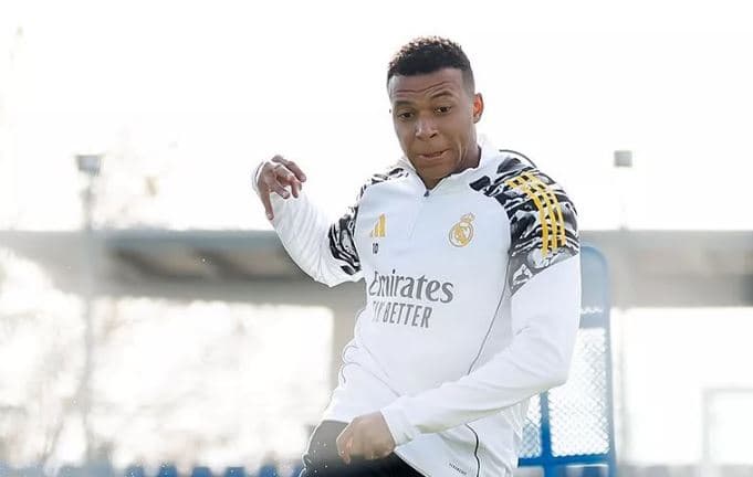 Mbappe rikthehet në aksion, stërvitet me ekipin