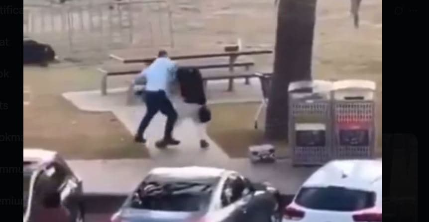 Të shtëna me armë në një plazh të Sidneit, 10 të vdekur