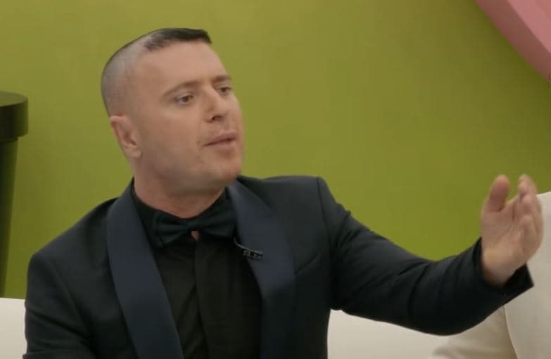 'T'qes me zarf të zi' - Labi ia thotë Fjollës (VIDEO)