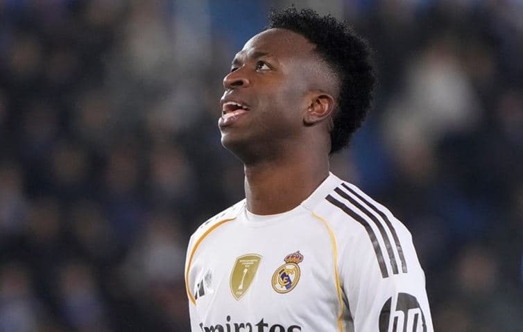 Si e fishkëllyen tifozët e Real Madridit, Viniciusin? (VIDEO)