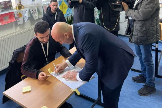 Ramush Haradinaj voton në Gllogjan