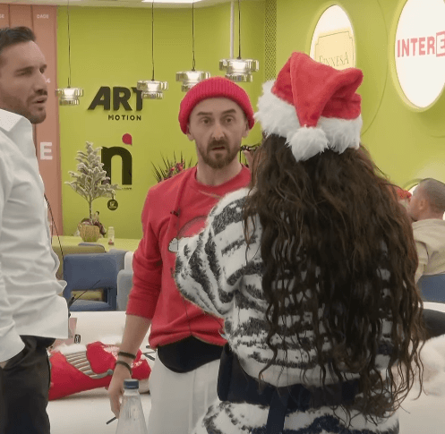 “E pafytyrë, marre t’koftë”, Arditi i ashpër me Albën (VIDEO)