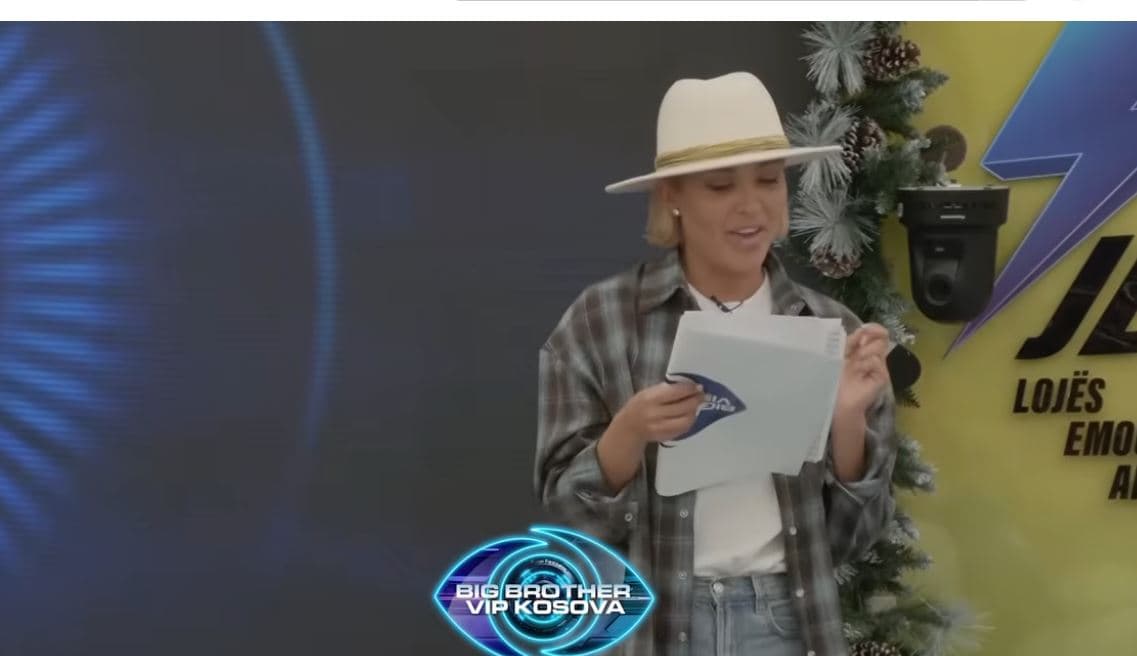 Dolce i fton 10 banorë në festën e ditëlindjes, Bia dhe Benita "hatërohen" (VIDEO)