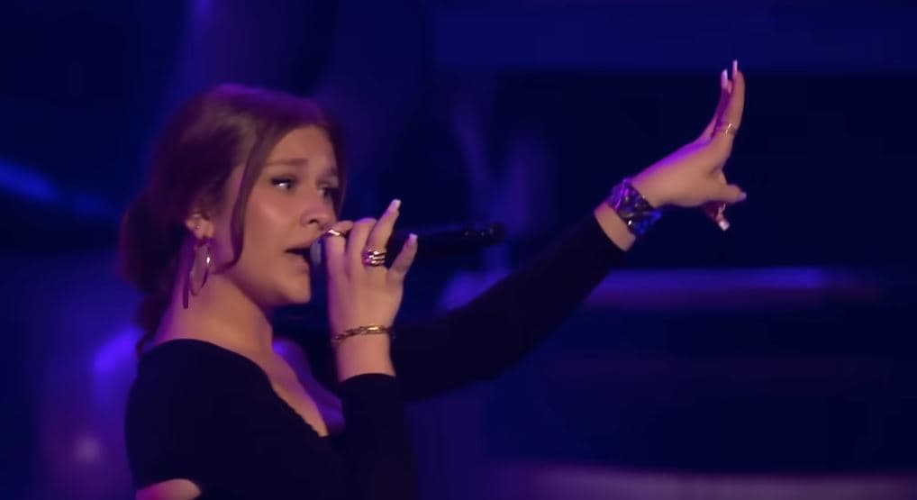 Ereza vetëm një hap para finales në Voice of Germany