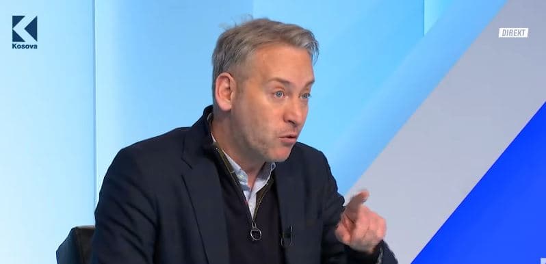 Deda diasporës: Mirë se vini në Kosovën e shtrenjtë dhe pa rrymë – ndihmoni vendin me votë (VIDEO)