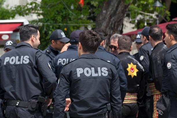 Planifikonin sulme para festave të fundvitit, Turqia arreston 115 anëtarë të ISIS-it