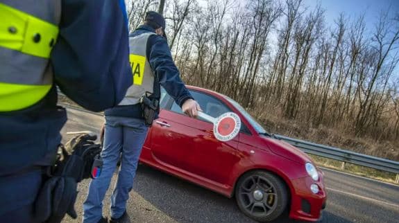 40 kilogramë kokainë kapen në veturën e serbit dhe italianes në Zvicër